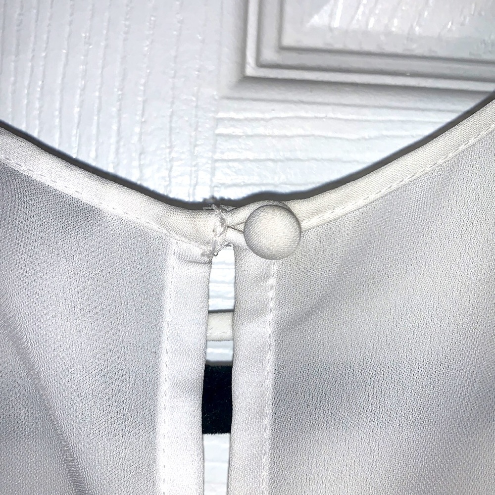 I ❤️ Ronson White Ruffle Shoulder Blouse - Picture 6 of 8